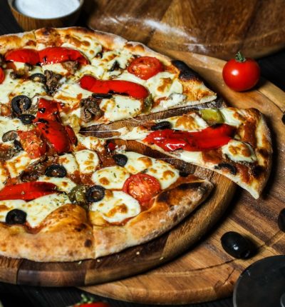 pizza-with-sausages-tomato-cheese-olives-pepper (1)-min